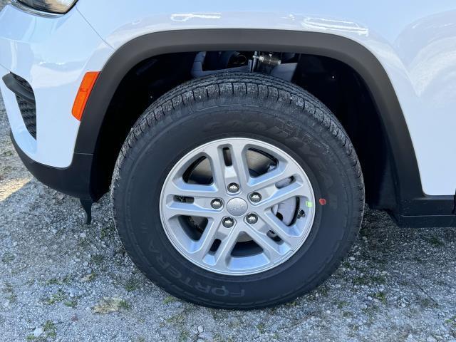 new 2025 Jeep Grand Cherokee car, priced at $41,870