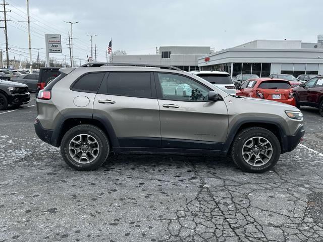 used 2020 Jeep Cherokee car, priced at $22,995