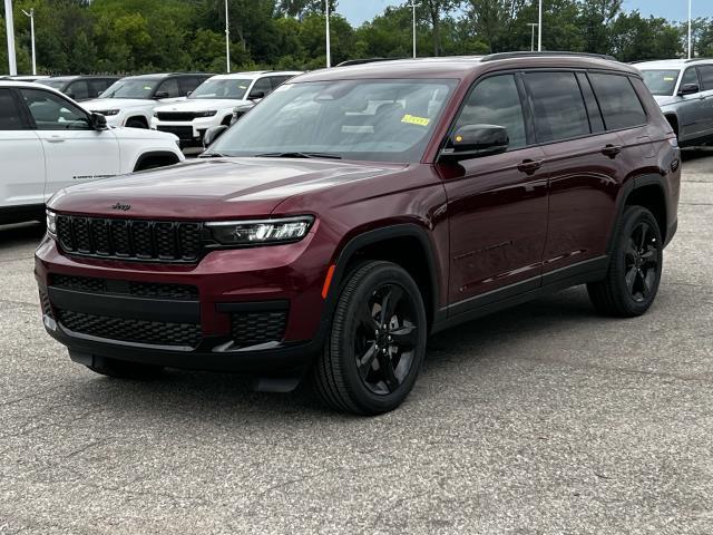 new 2024 Jeep Grand Cherokee L car, priced at $47,854