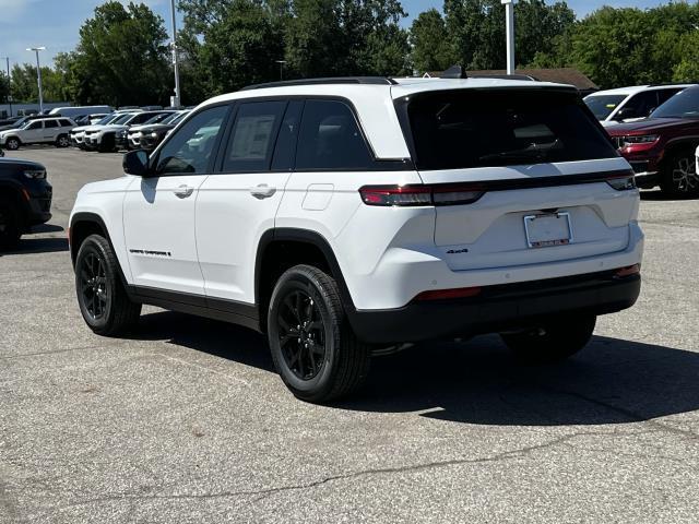 new 2024 Jeep Grand Cherokee L car, priced at $48,214