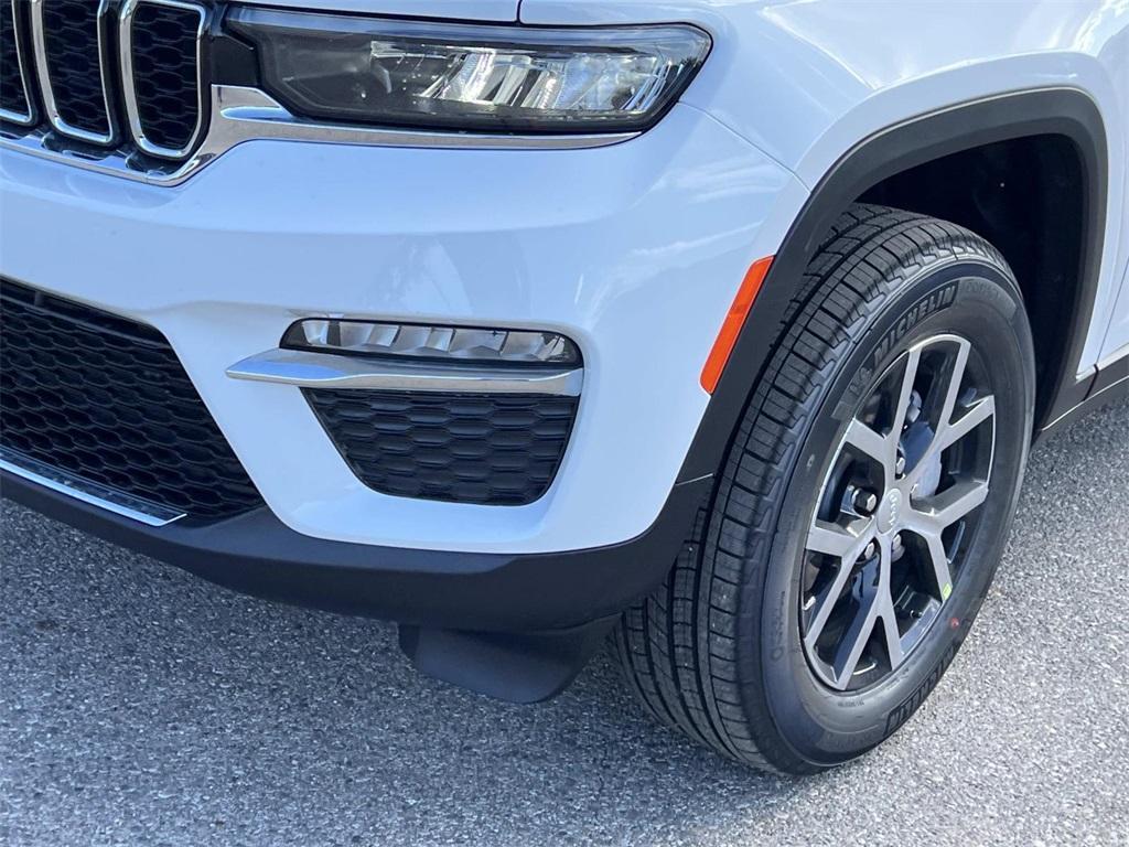 new 2025 Jeep Grand Cherokee car, priced at $46,331