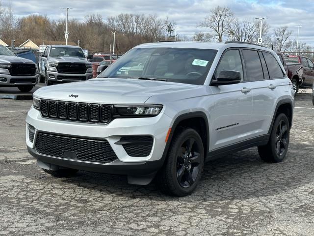 used 2023 Jeep Grand Cherokee car