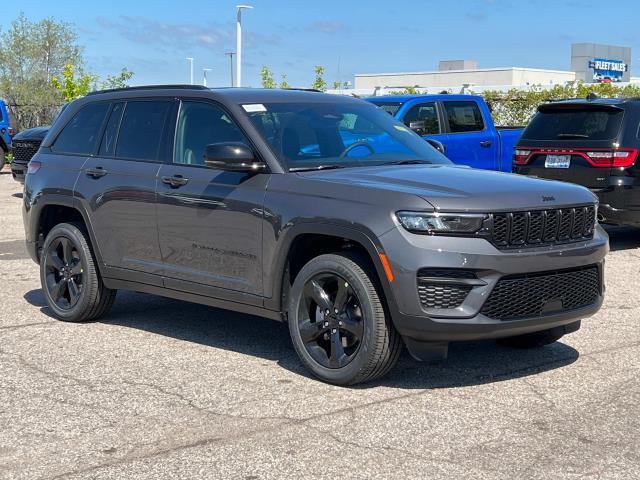 new 2024 Jeep Grand Cherokee car, priced at $47,394