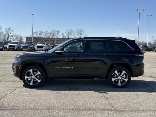 new 2025 Jeep Grand Cherokee car, priced at $52,766