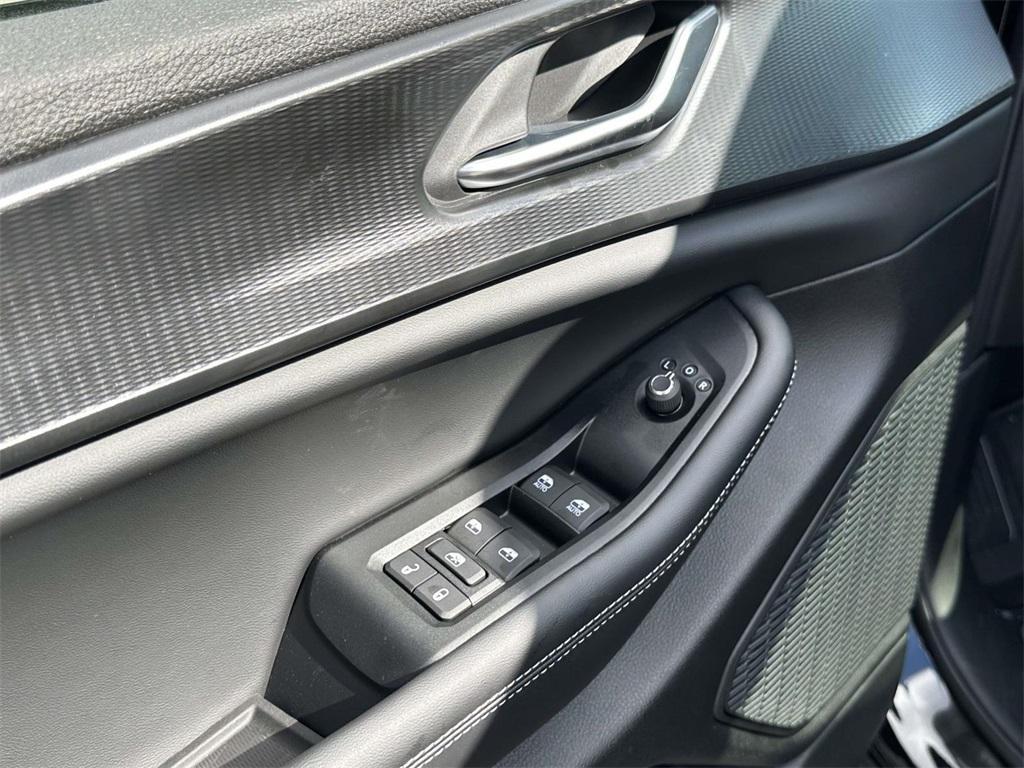 new 2025 Jeep Grand Cherokee car, priced at $43,406