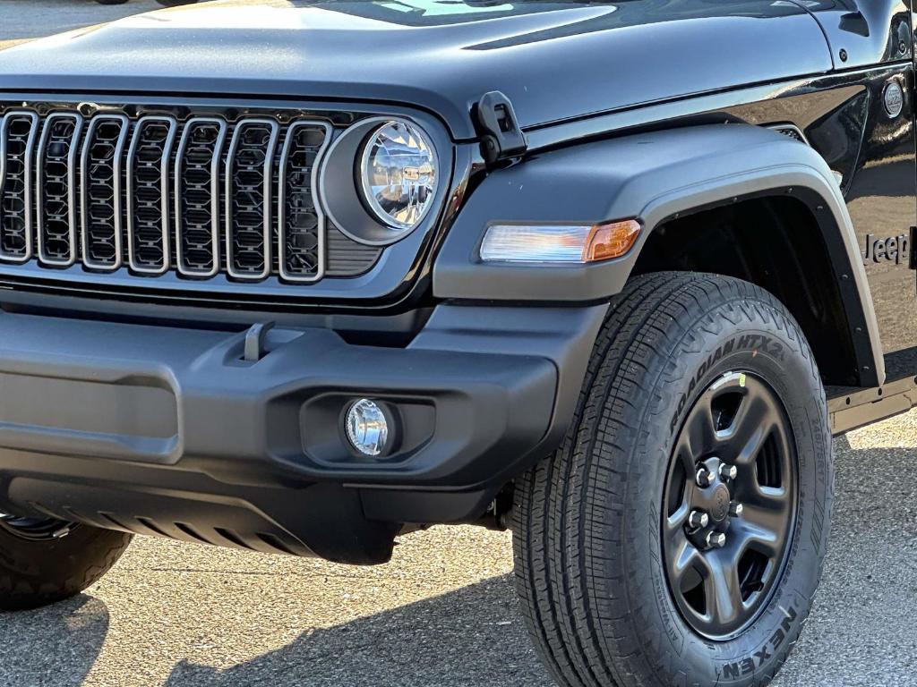 new 2026 Jeep Wrangler car, priced at $44,376