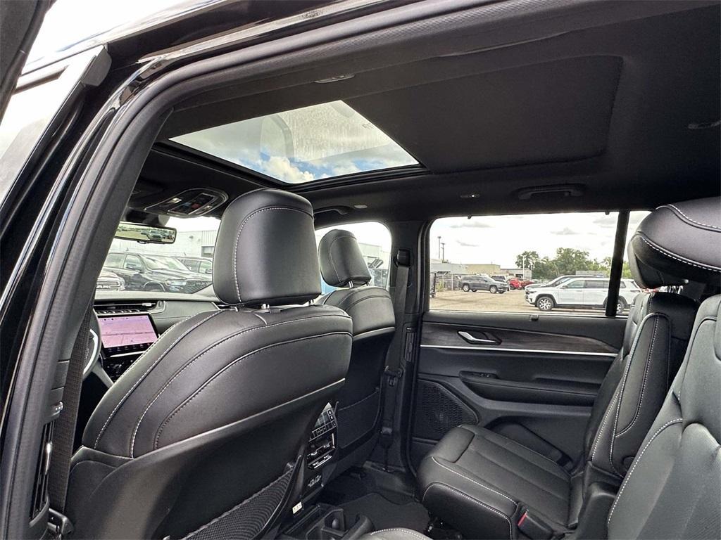 new 2025 Jeep Grand Cherokee L car, priced at $53,813