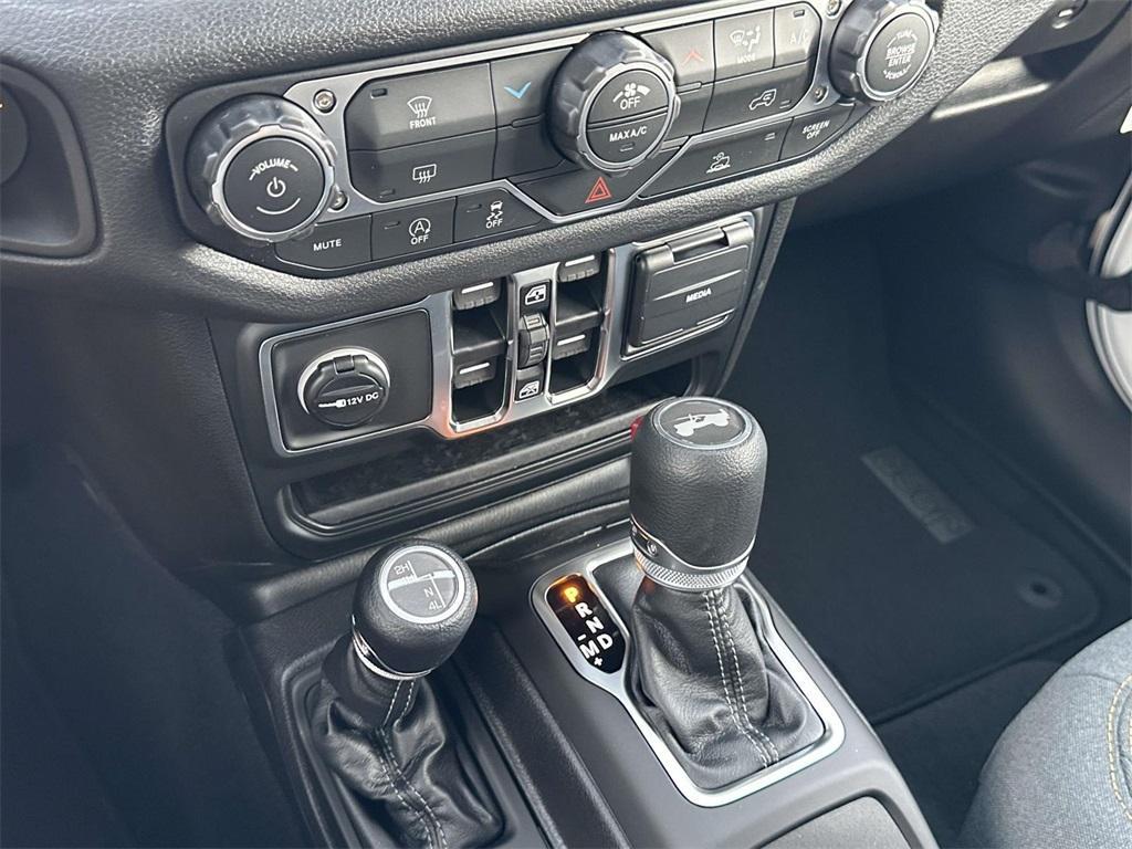 new 2026 Jeep Wrangler car, priced at $43,840