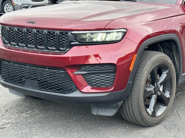 used 2023 Jeep Grand Cherokee car, priced at $34,995