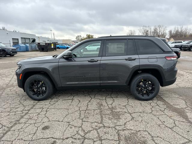 new 2025 Jeep Grand Cherokee car, priced at $45,384