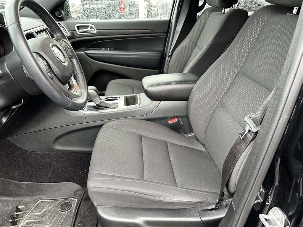 used 2018 Jeep Grand Cherokee car, priced at $17,995