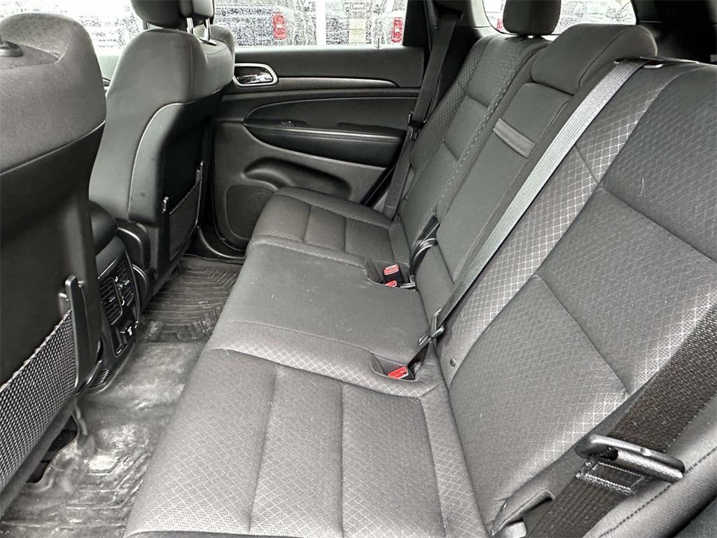 used 2018 Jeep Grand Cherokee car, priced at $17,995