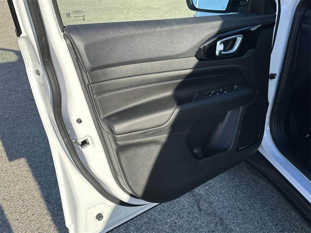 new 2026 Jeep Compass car, priced at $36,417