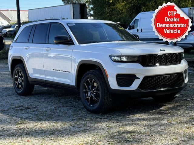 new 2025 Jeep Grand Cherokee car, priced at $44,848