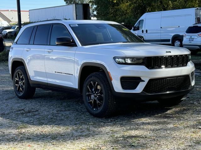 new 2025 Jeep Grand Cherokee car, priced at $44,848