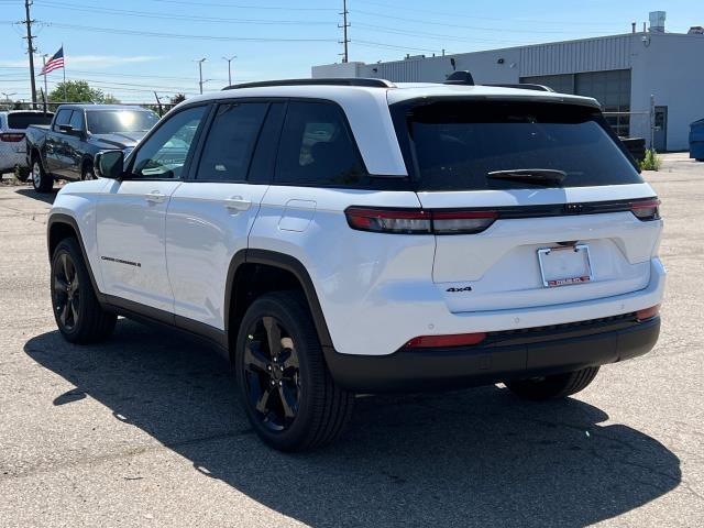 new 2024 Jeep Grand Cherokee car, priced at $46,858