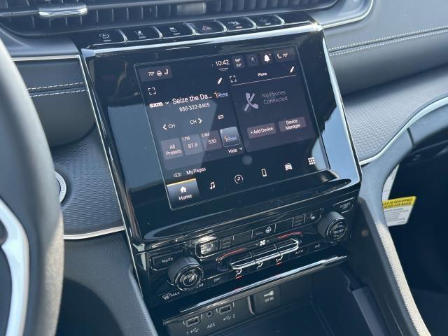 new 2025 Jeep Grand Cherokee car, priced at $47,959