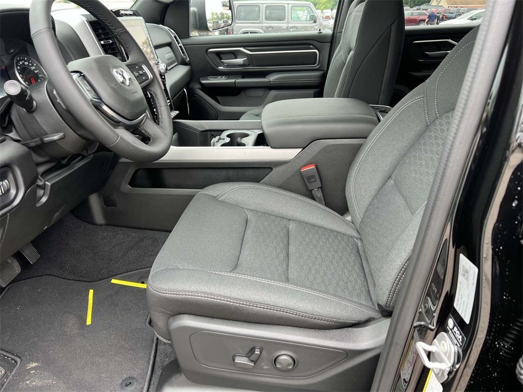 new 2025 Ram 1500 car, priced at $55,283