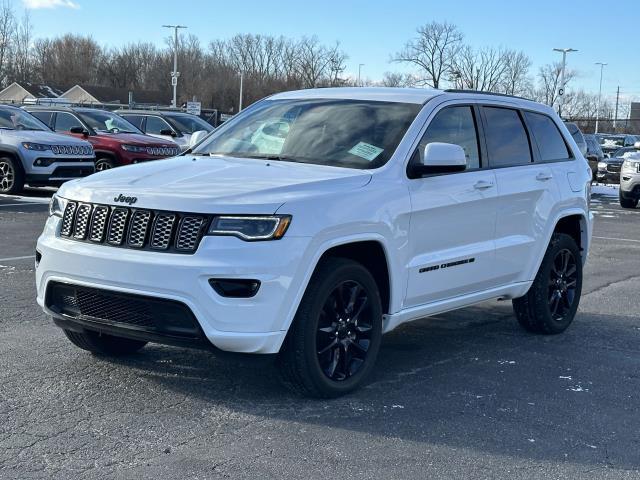 used 2022 Jeep Grand Cherokee WK car, priced at $32,995