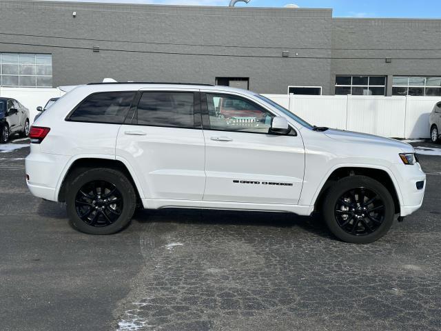 used 2022 Jeep Grand Cherokee WK car, priced at $32,995