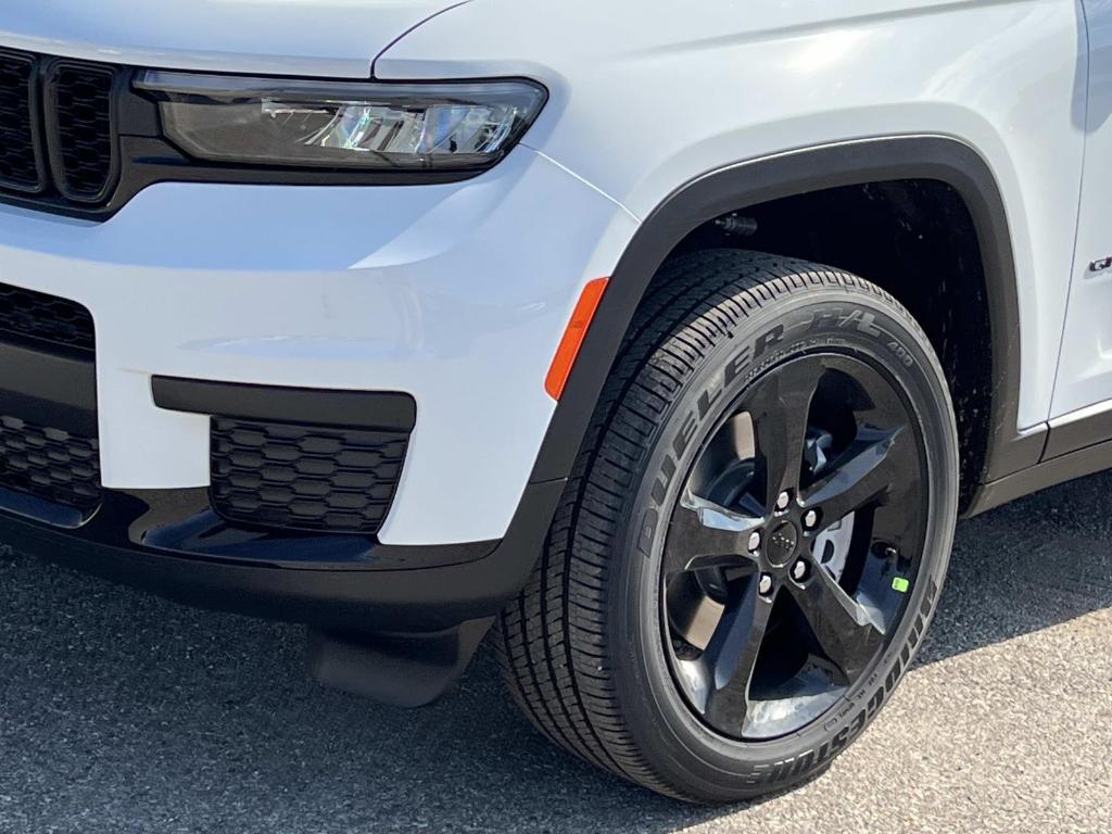 new 2025 Jeep Grand Cherokee L car, priced at $48,612