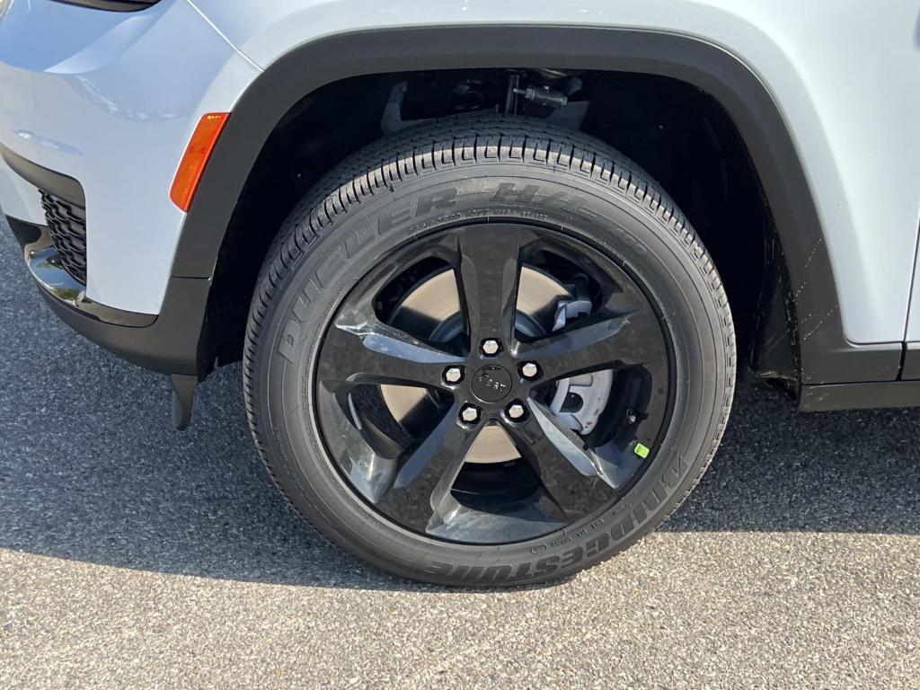 new 2025 Jeep Grand Cherokee L car, priced at $48,612