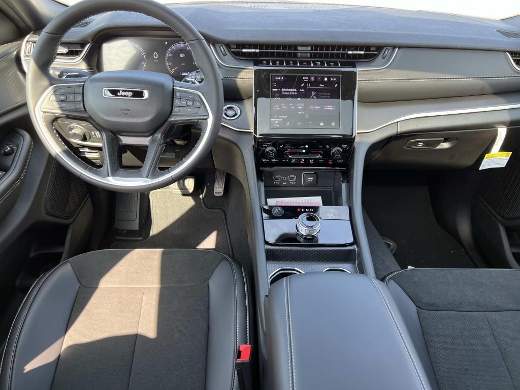 new 2025 Jeep Grand Cherokee L car, priced at $48,612
