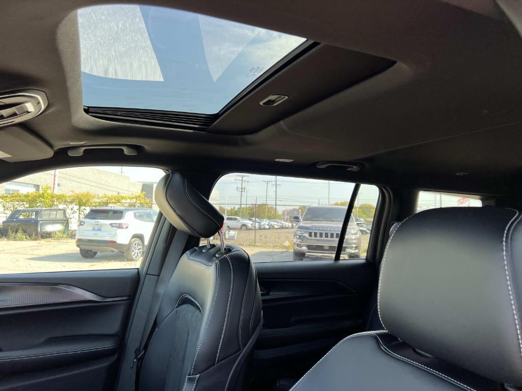 new 2025 Jeep Grand Cherokee L car, priced at $48,612