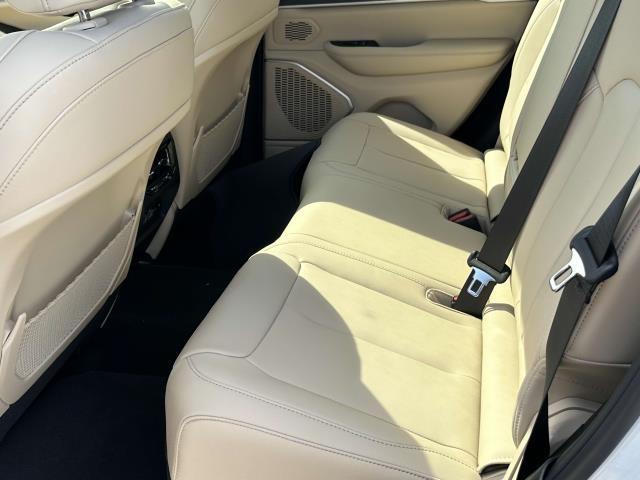 new 2025 Jeep Grand Cherokee car, priced at $52,430
