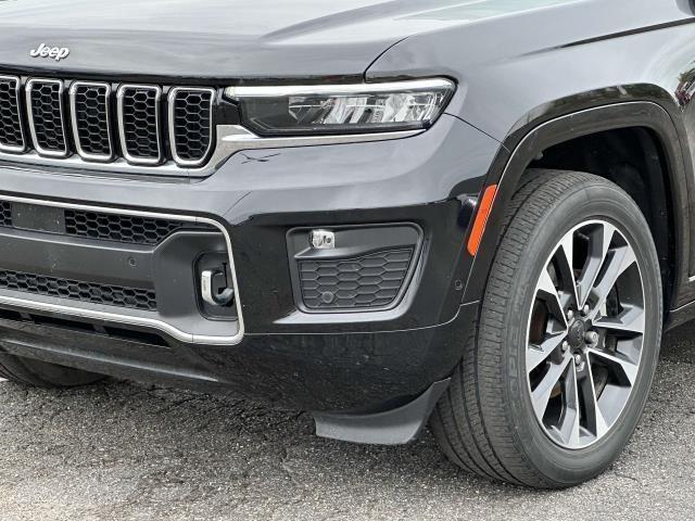 used 2022 Jeep Grand Cherokee car, priced at $32,995