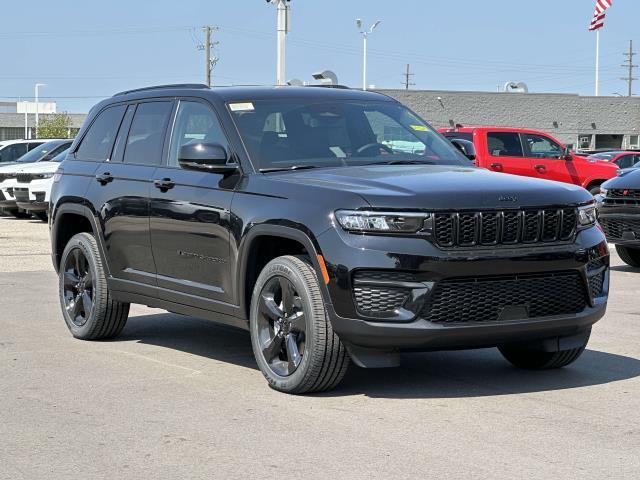 new 2024 Jeep Grand Cherokee car, priced at $47,394