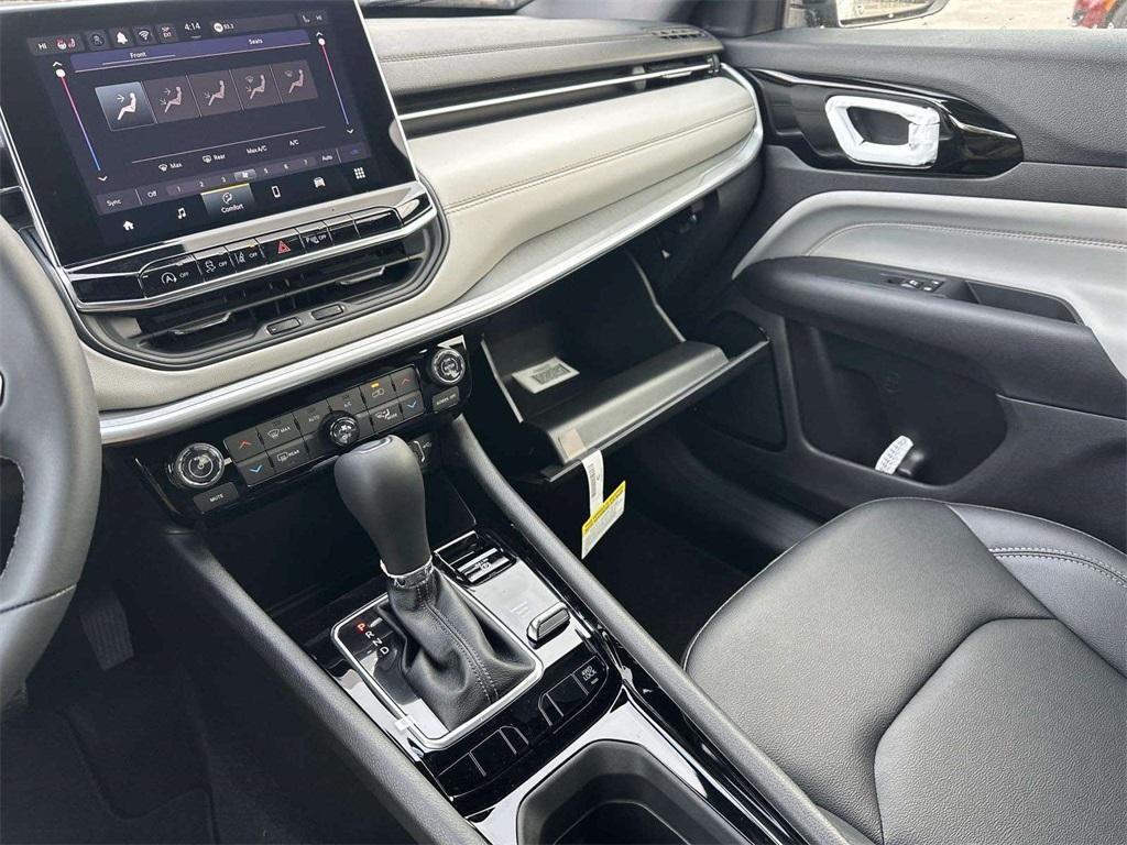 new 2026 Jeep Compass car, priced at $35,129