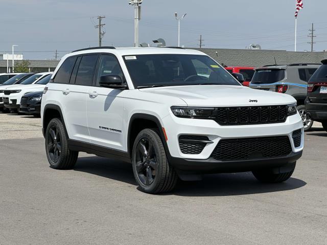 new 2024 Jeep Grand Cherokee car, priced at $47,754