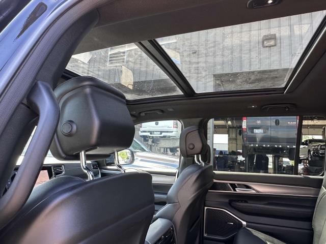 used 2024 Jeep Wagoneer L car