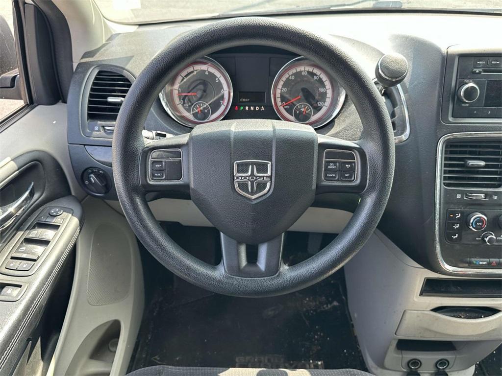 used 2014 Dodge Grand Caravan car, priced at $4,995