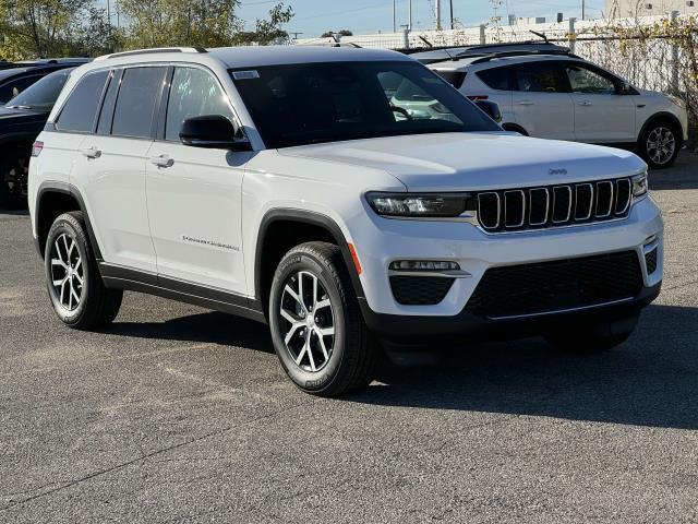 new 2025 Jeep Grand Cherokee car, priced at $46,007