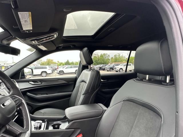 new 2025 Jeep Grand Cherokee L car, priced at $49,023
