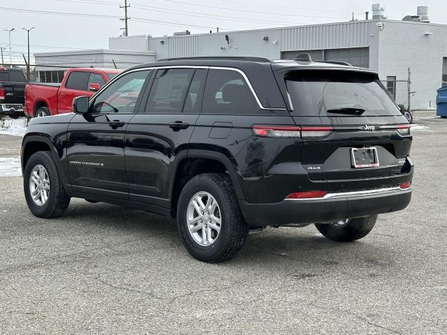 new 2025 Jeep Grand Cherokee car, priced at $42,406