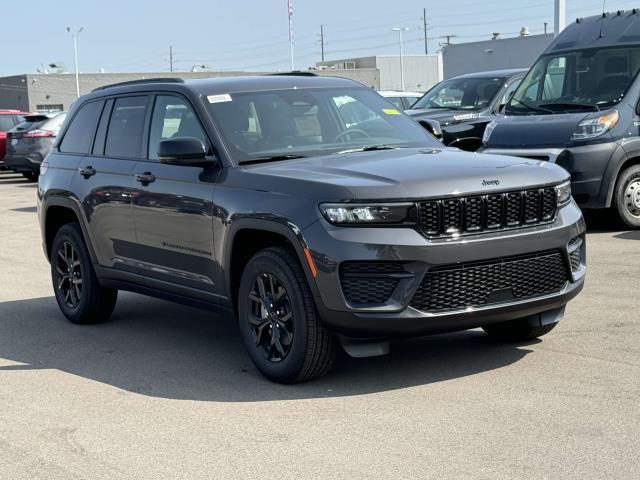 new 2024 Jeep Grand Cherokee car, priced at $44,364