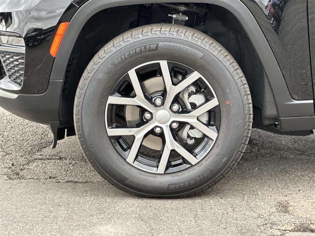new 2025 Jeep Grand Cherokee car, priced at $46,867