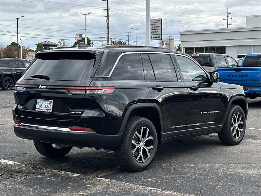 new 2025 Jeep Grand Cherokee car, priced at $46,867