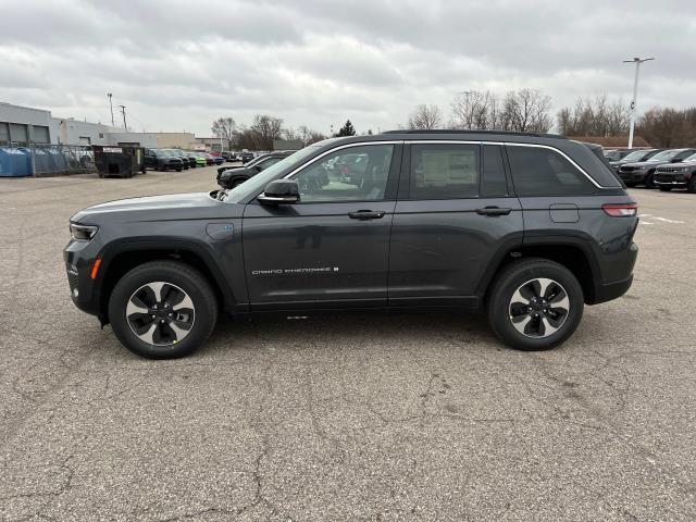 new 2025 Jeep Grand Cherokee 4xe car, priced at $62,152