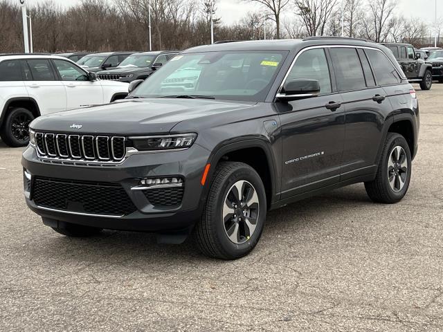 new 2025 Jeep Grand Cherokee 4xe car, priced at $62,152