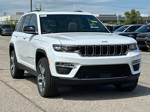 new 2025 Jeep Grand Cherokee car, priced at $55,959