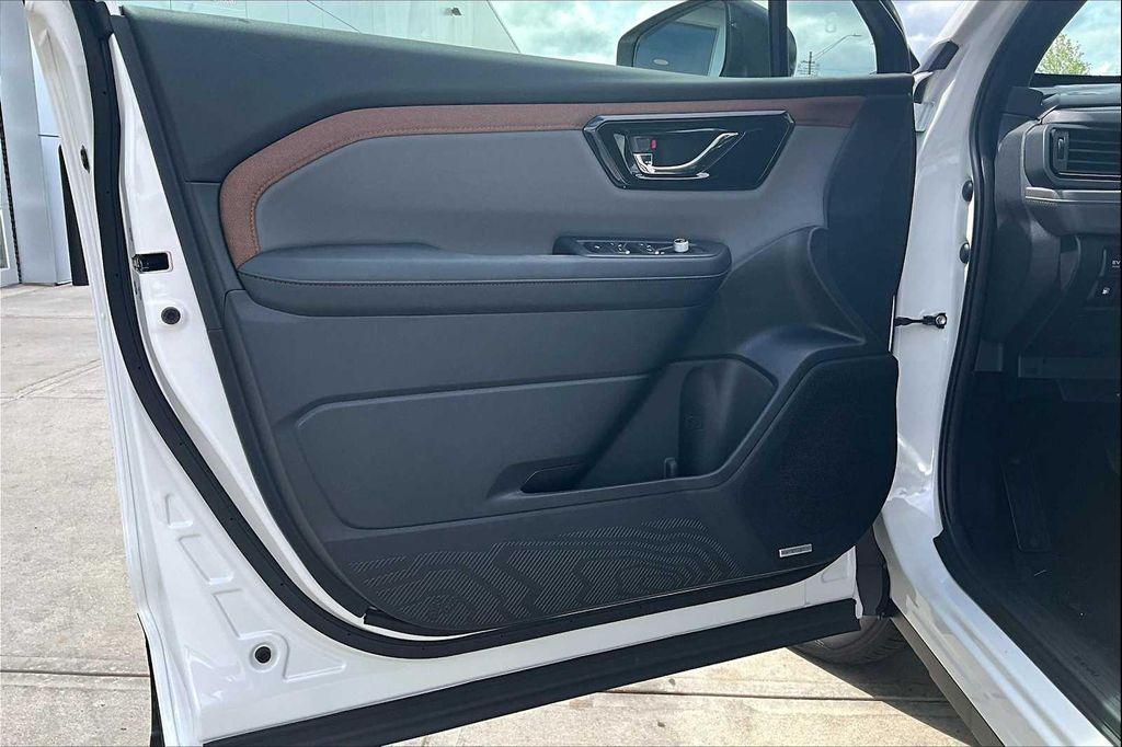 new 2025 Subaru Forester Hybrid car, priced at $38,233