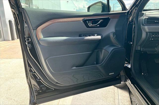 new 2025 Subaru Forester Hybrid car, priced at $40,415