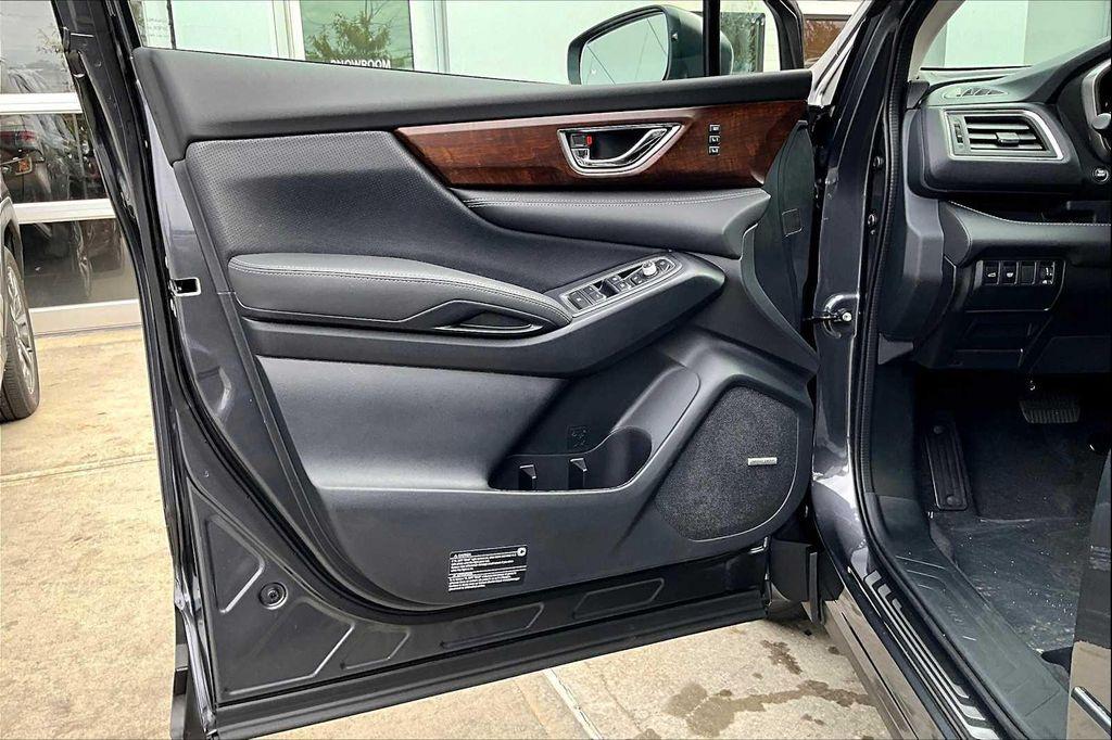 new 2025 Subaru Ascent car, priced at $49,609