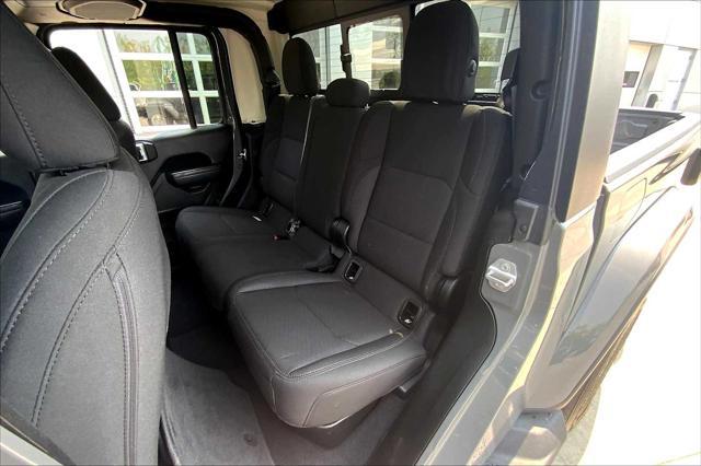 used 2022 Jeep Gladiator car, priced at $31,587