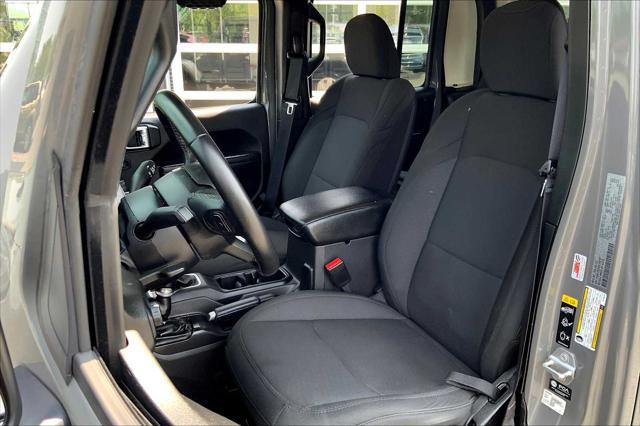 used 2022 Jeep Gladiator car, priced at $31,587