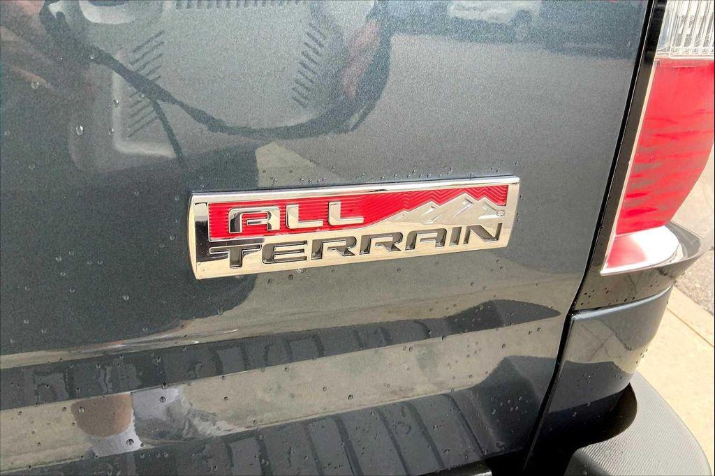 used 2020 GMC Canyon car, priced at $25,787